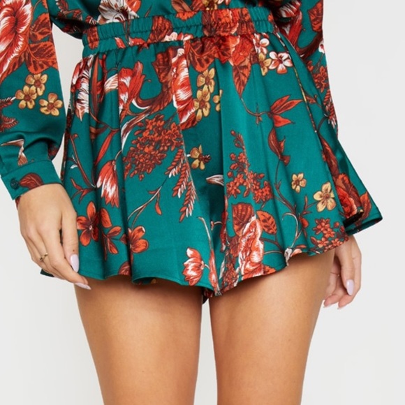 Emerald Green Floral Set - Picture 3 of 9